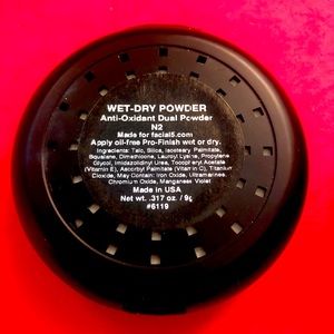 F5 Wet/Dry Foundation N-2 (like Beauticontrol N-3)